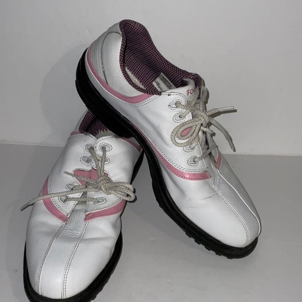 Footjoy Women’s Golf Shoes, Size 9